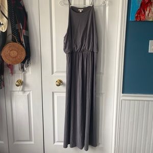 Gap velvet maxi dress with a halter neckline 😎